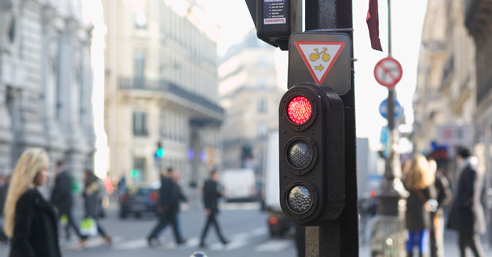 le cédez le passage cycliste