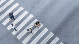 Piéton sur passage